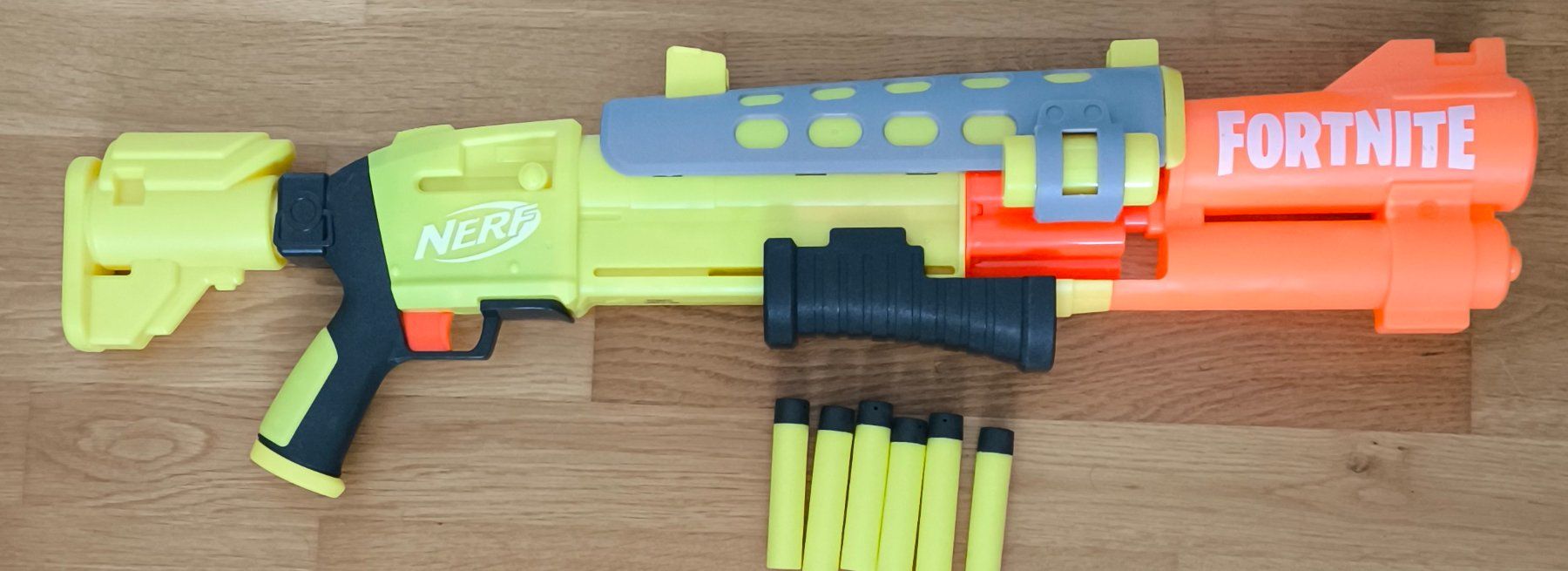 Nerf Giocattoli: Nerf Fortnite Legendary Tac – Usato da Arbon venduto da Laszlo.Novak