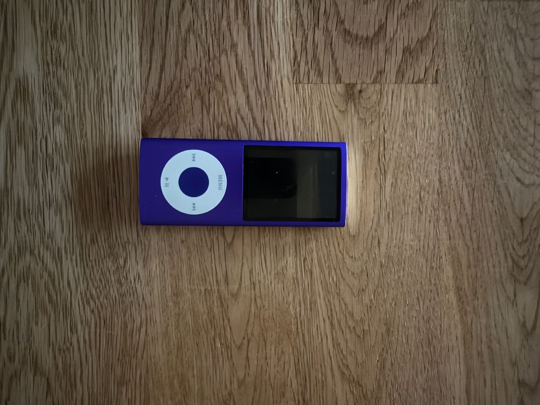 Apple Lecteur media portable: Ipod 8GB – D'occasion à Beringen par fxm_ll2g