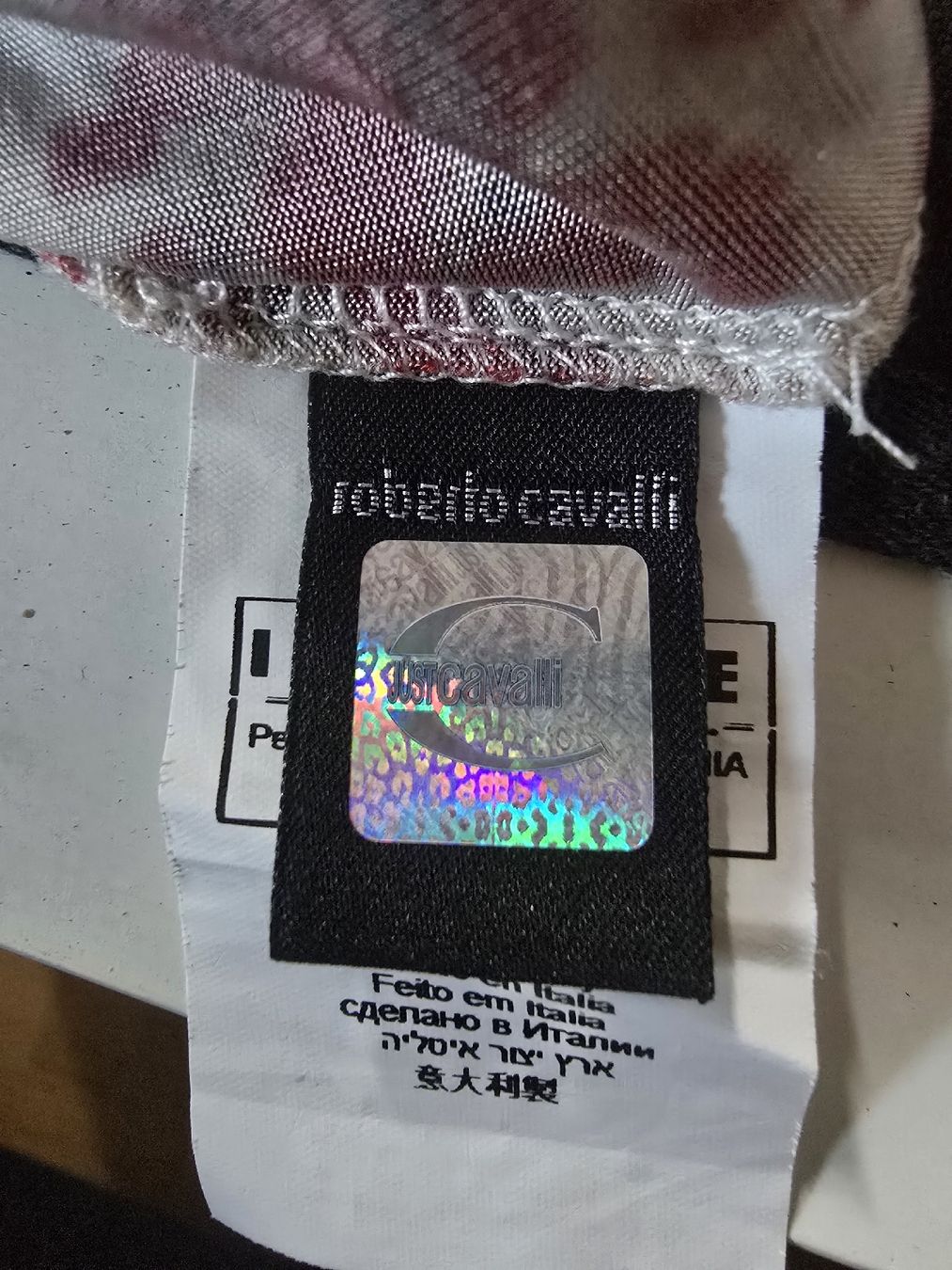 Roberto Cavalli Chemisiers: Roberto Cavalli – Neuf (Voir description) à Reinach BL par boz_6qk2 2