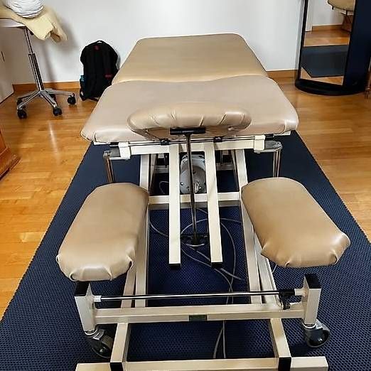 Attrezzature mediche: Elektrische Therapieliege RehaTech Mod. 3000 – Usato da Jonen venduto da jul_w2px 1