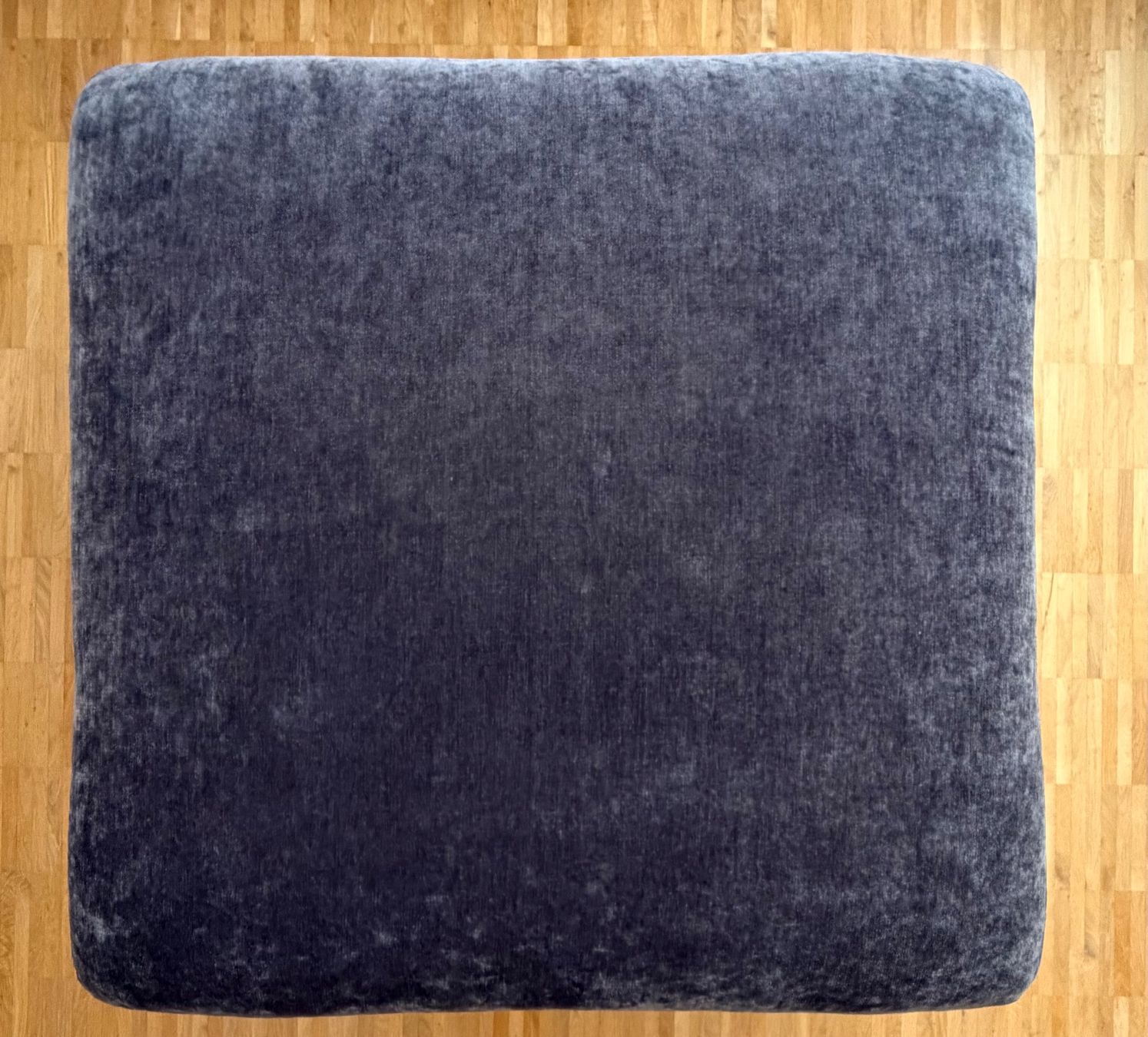 Interio Divani: Lounge Sofa  mit Hocker, 2 Teilige Set, Dunkelgrau Velours – Usato da Zürich venduto da dav_5wb6 4