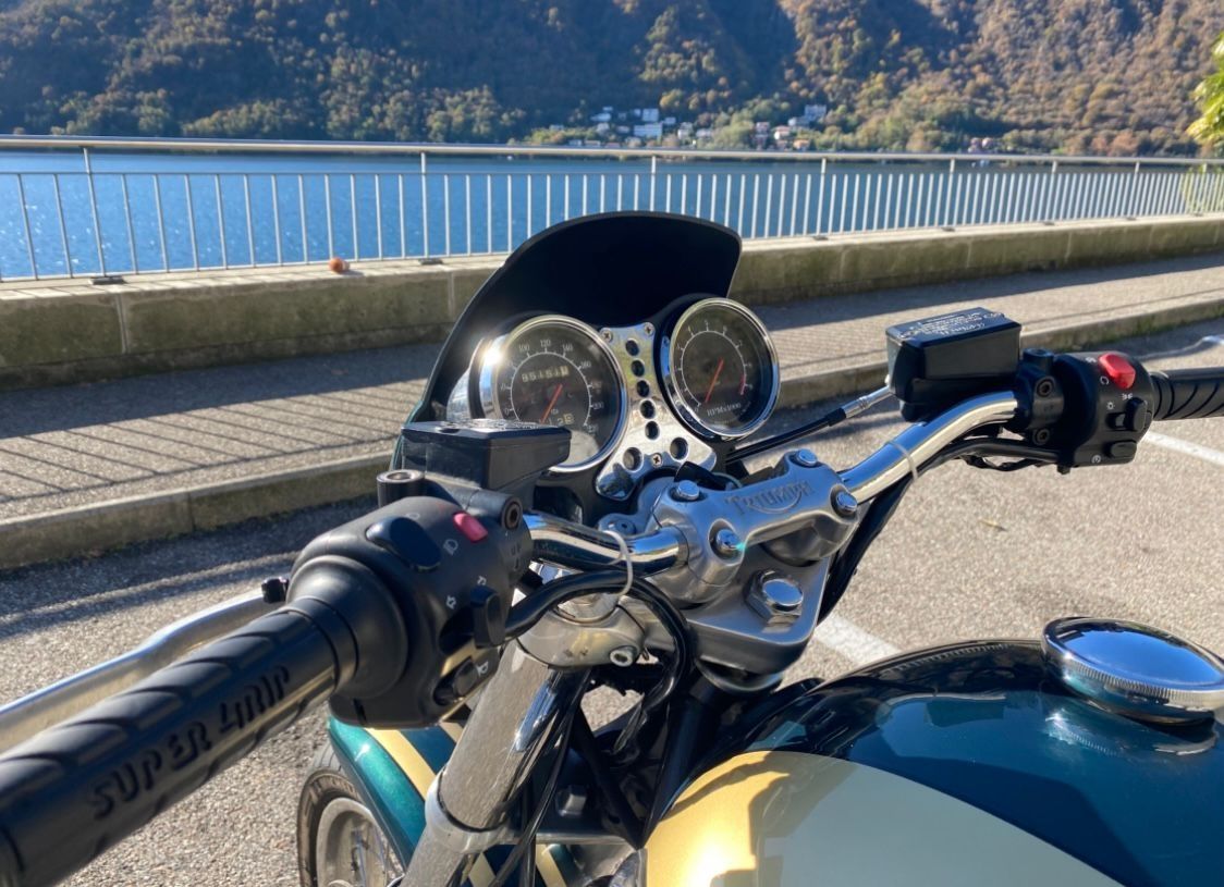 Triumph Altro: Triumph Thunderbird 900 Sport  Cafe Racer – Usato da Kloten venduto da akibagster 4