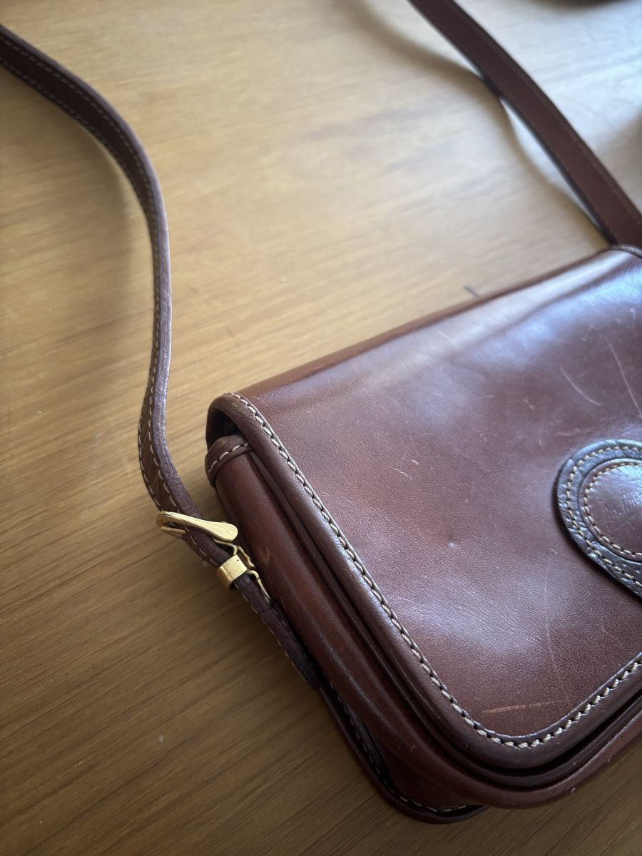 Taschen für Damen: Vintage Ledertasche – Gebraucht aus Zürich von elleon44 3