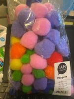 Pompons mit Durchmesser zwischen 10 mm und 40 mm