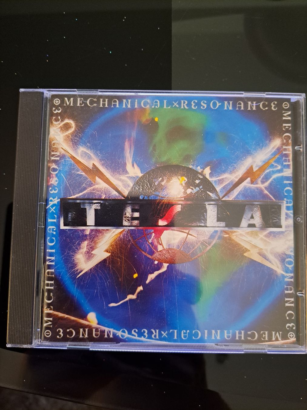 CD: Tesla - Mechanical Resonance – Nuovo (secondo la descrizione) da Schüpfen venduto da Sonata85
