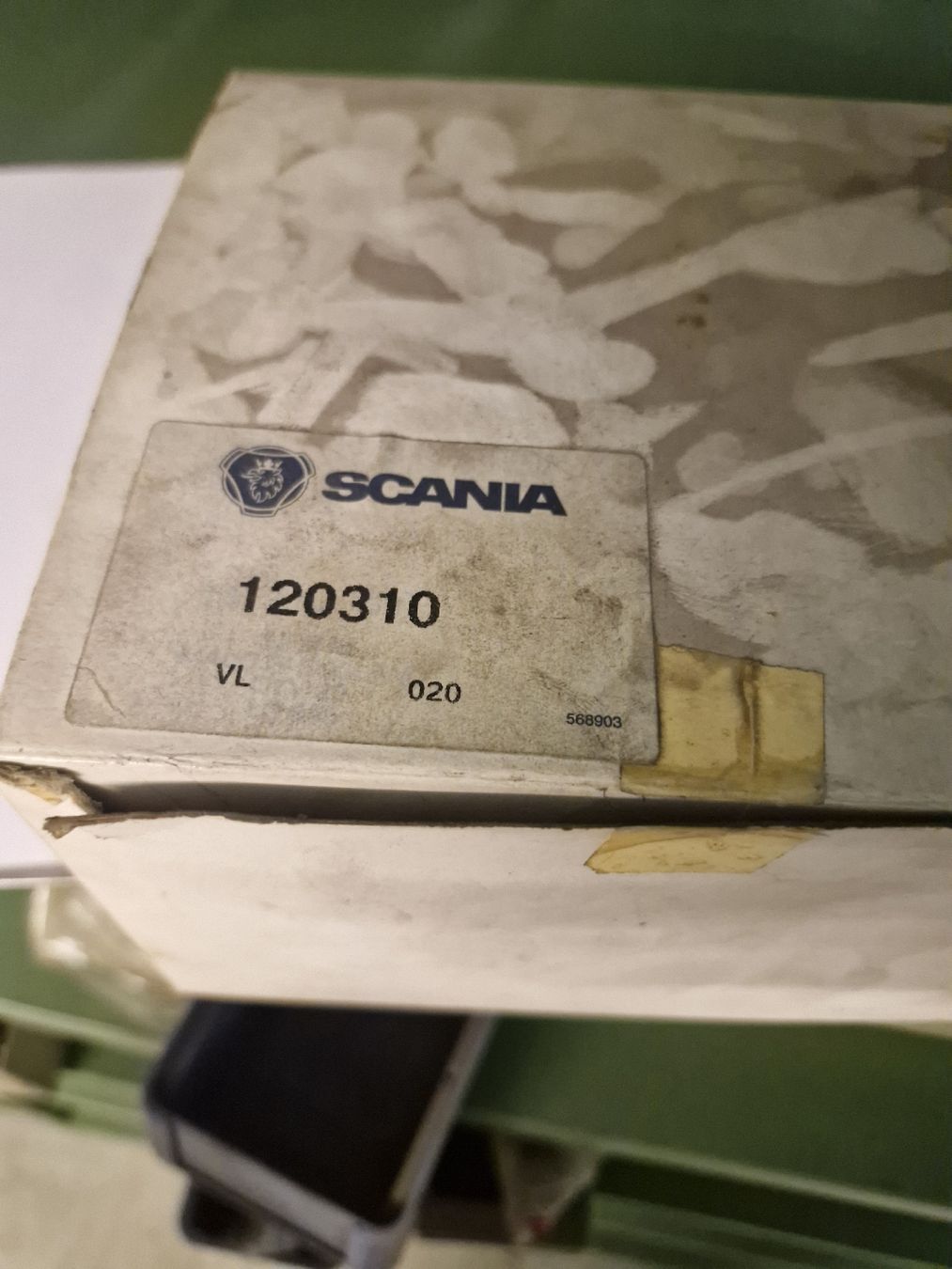 Scania Tutti i ricambio: Scania Teile, div. zu verkaufen – Usato da Rikon im Tösstal venduto da Chrico25 9