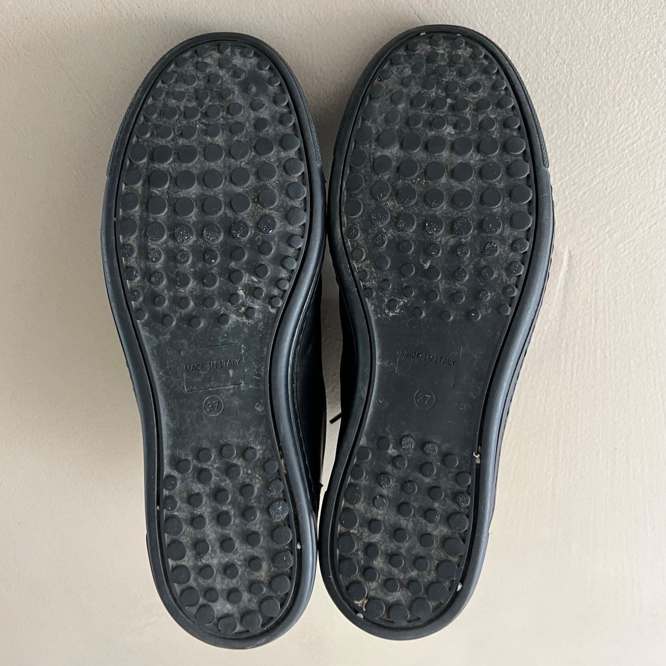 Escada Scarpe da donna: ESCADA Leder Sneakers 🖤 – Usato da Zürich venduto da ClosetQueen 9