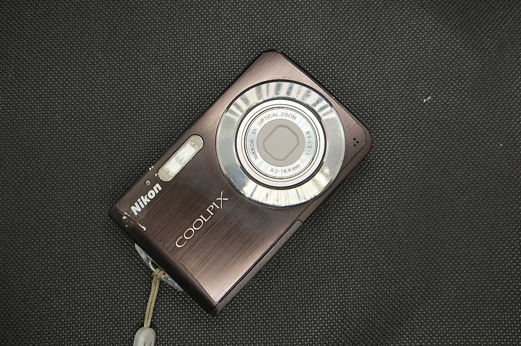 Fotocamera: Nikon COOLPIX S210 – Usato da Neuchâtel venduto da Carlosfmunoz
