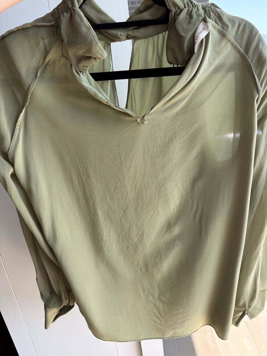 Blusen: LilySilk Olive Green Blouse lantern sleeve – Neu (gemäss Beschreibung) aus Zürich von zba_7pzv 4