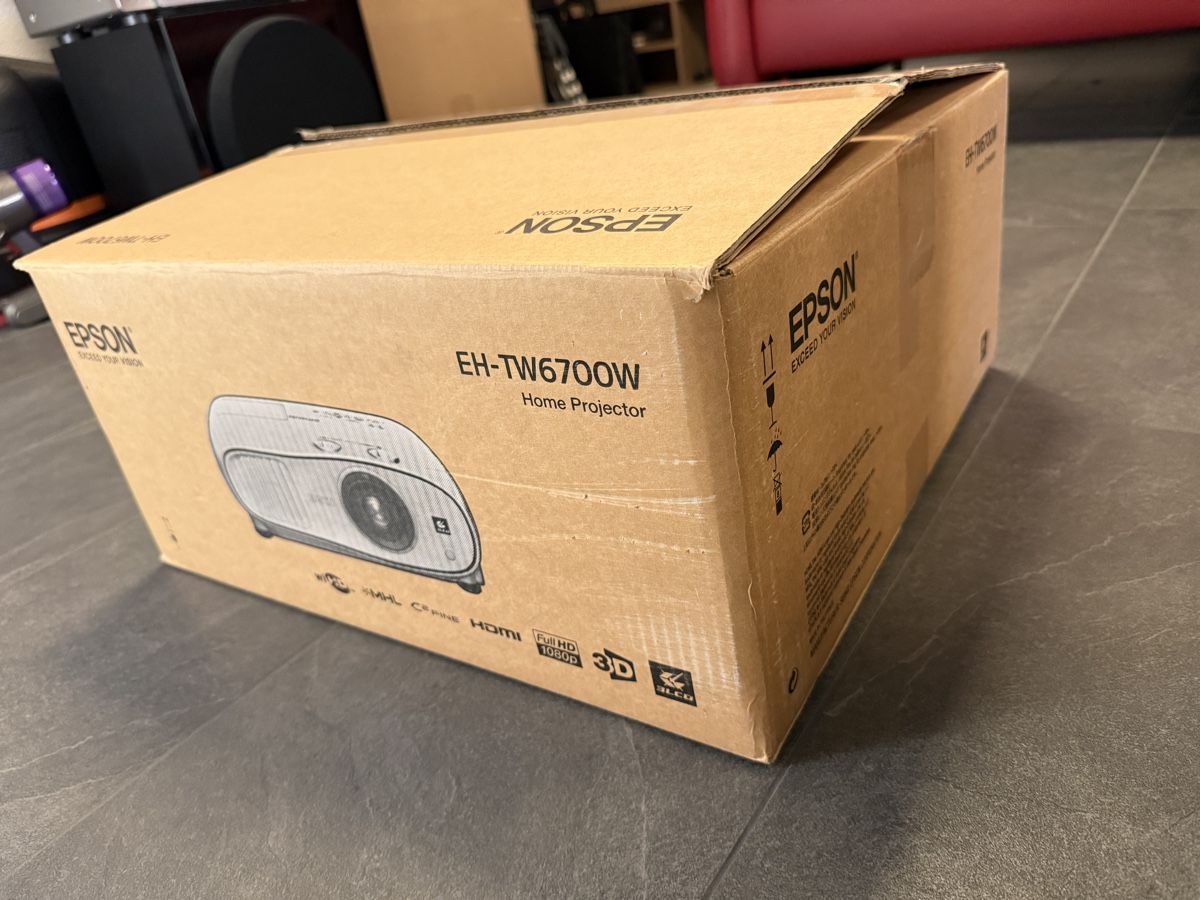 Epson Proiettori: Epson Beamer – Usato da Döttingen venduto da chlini_5 8
