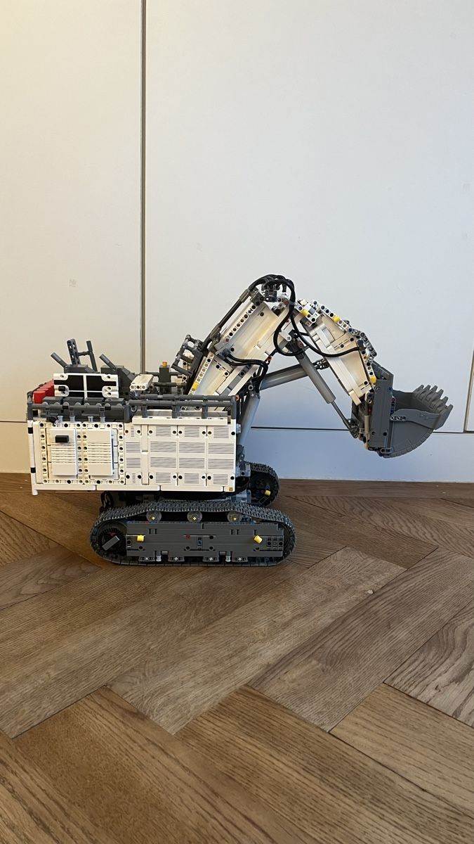 Lego Baukästen: Lego Technic 42100 Liebherr Bagger mit Power Functions !  – Gebraucht aus Olten von Tivalent 4