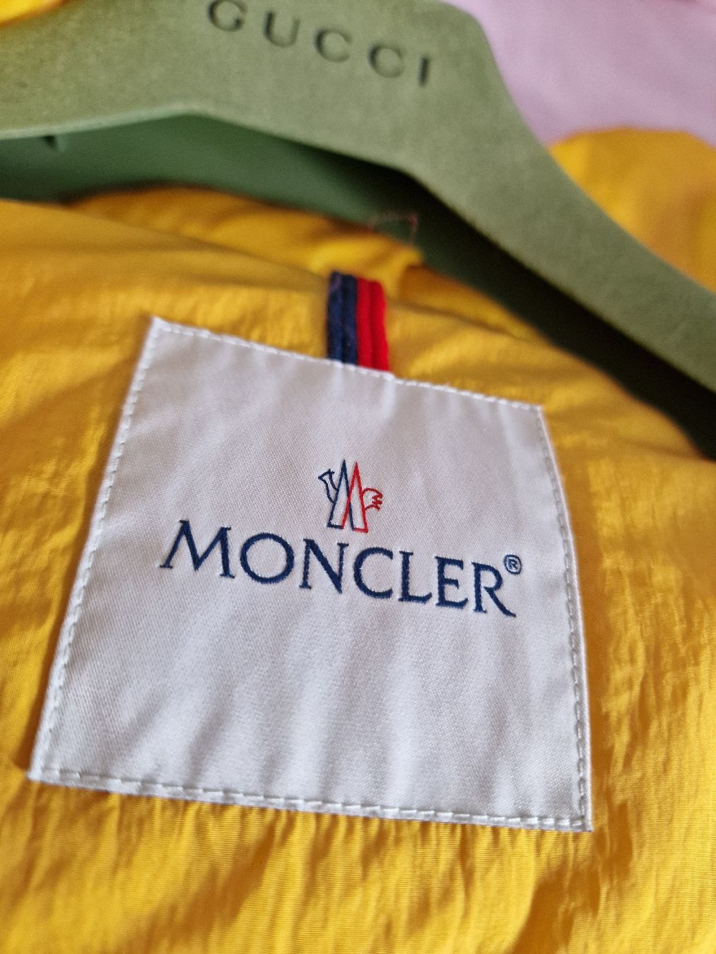 Moncler Giacche: Doudoune Moncler – Nuovo (secondo la descrizione) da Yverdon-les-Bains venduto da Ed9lude 5