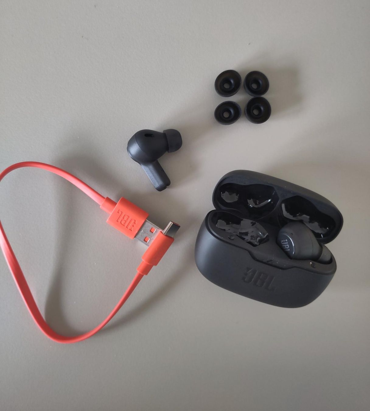 JBL Casques audio: Kopfhörer JBL Wave Beam – Neuf (Voir description) à Zürich par ann_pqv9