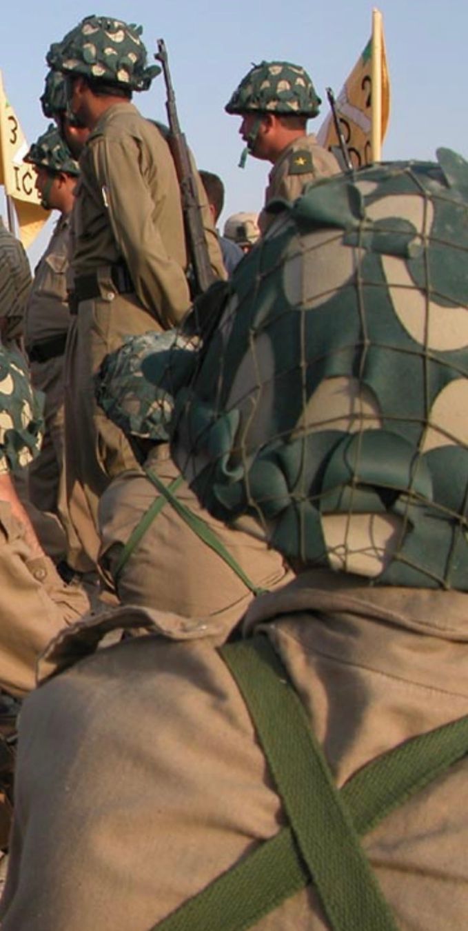 US Army Uniformi: Original Irak Army Helmet – Usato da Oberbütschel venduto da Woodie2005 6