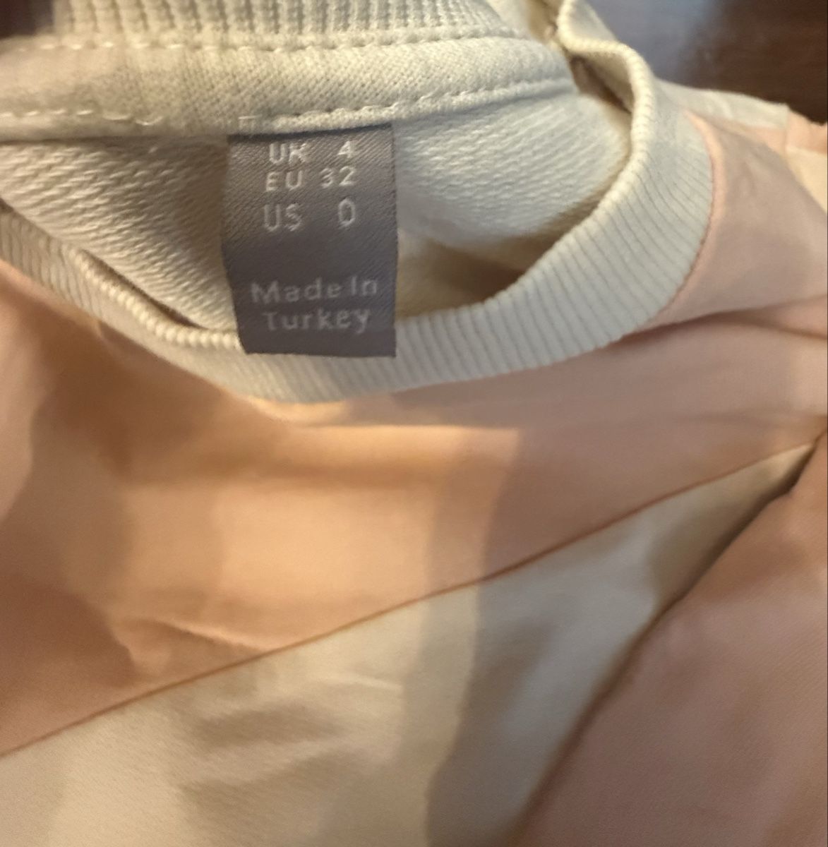 Asos Lotti di vestiti: Asos tracksuits – Usato da Zürich venduto da Yuece 1