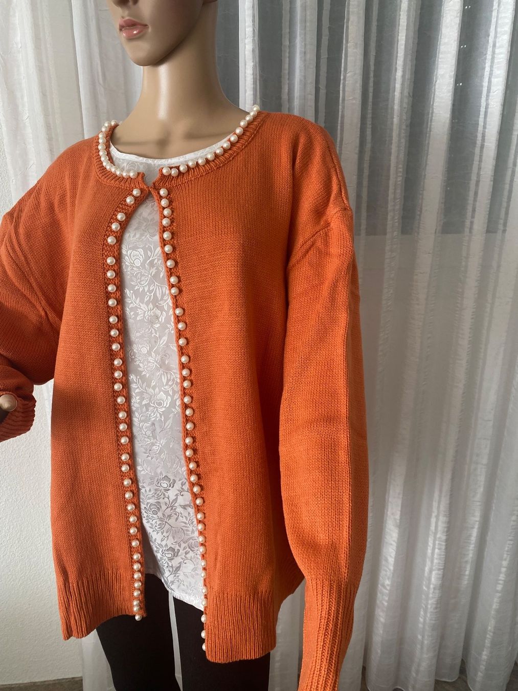 Giacche: stilvolle und edle Strickjacke mit Perlen, 1 Size – Nuovo e nell'imballaggio originale da Winkel venduto da ferrari2022 3