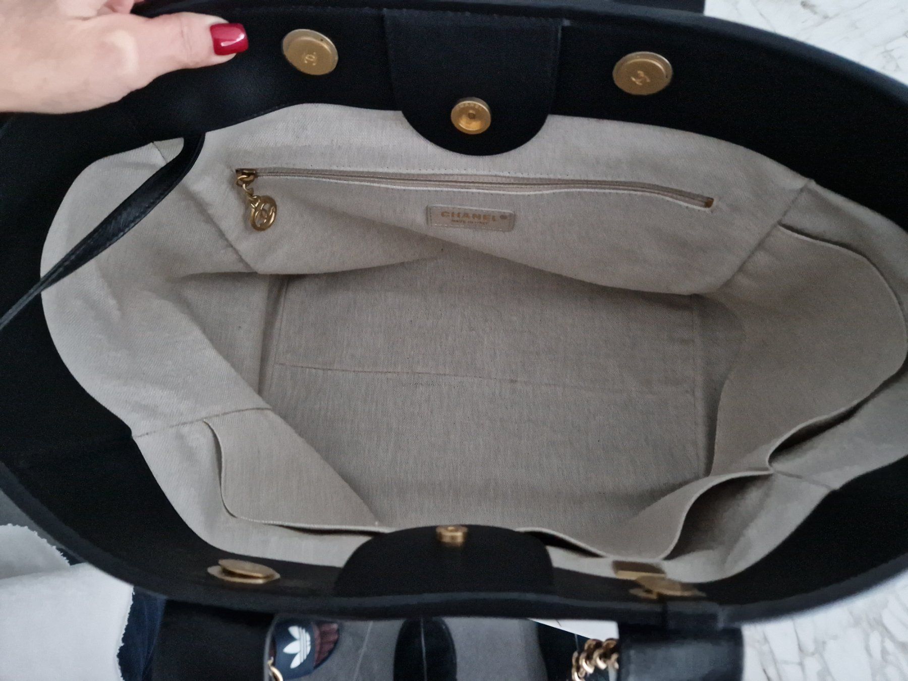Chanel Taschen für Damen: Chanel Deauville 2022 – Gebraucht aus Sitterdorf von jeboku92 5