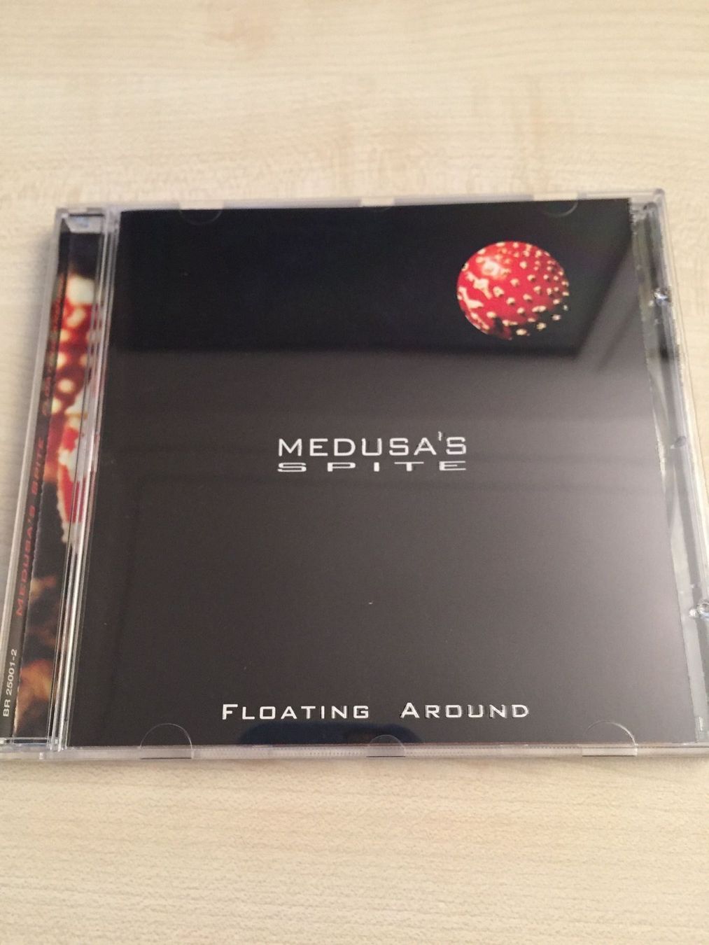 CD: Medusa's Spite - Floating Around – Usato da Rüti ZH venduto da alumedien