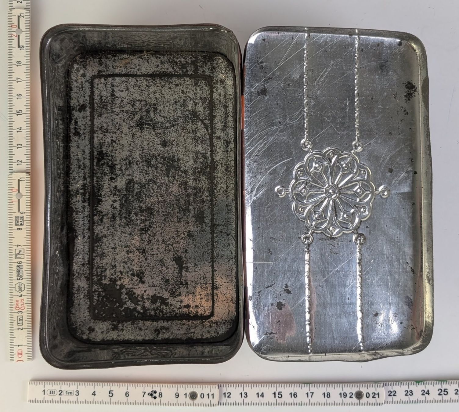 Alle Dekorationen: vintage Blech-Box – Gebraucht aus Zürich von 1.Simon 7