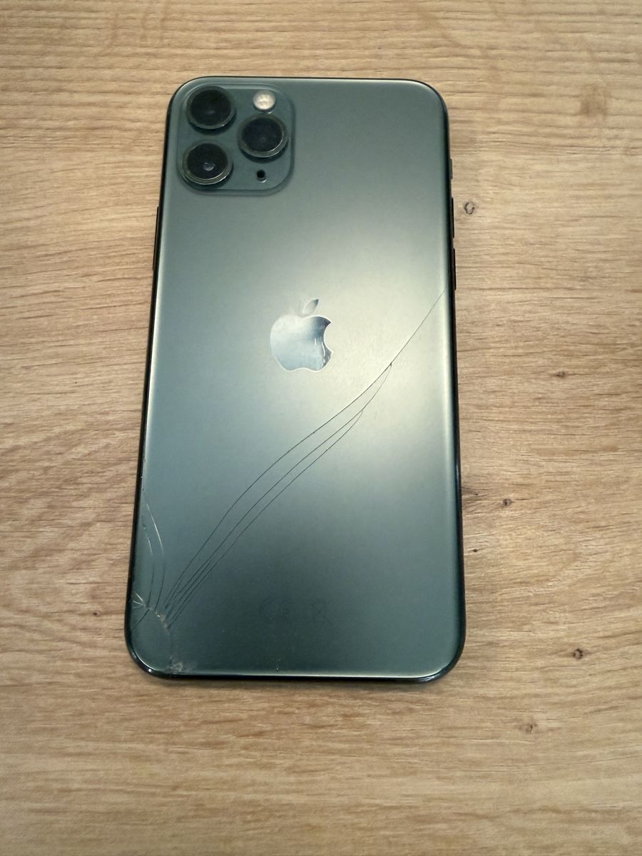 Apple Portables: Apple iPhone 11 Pro 64GB  – D'occasion à Steffisburg par Copy22 1