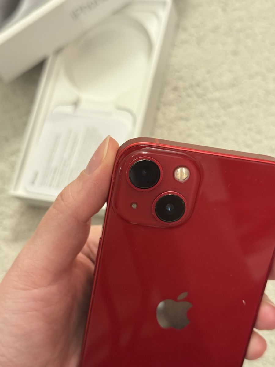 Apple Portables: iPhone 13 Rosso  – D'occasion à Faido par sof_6jgl 5