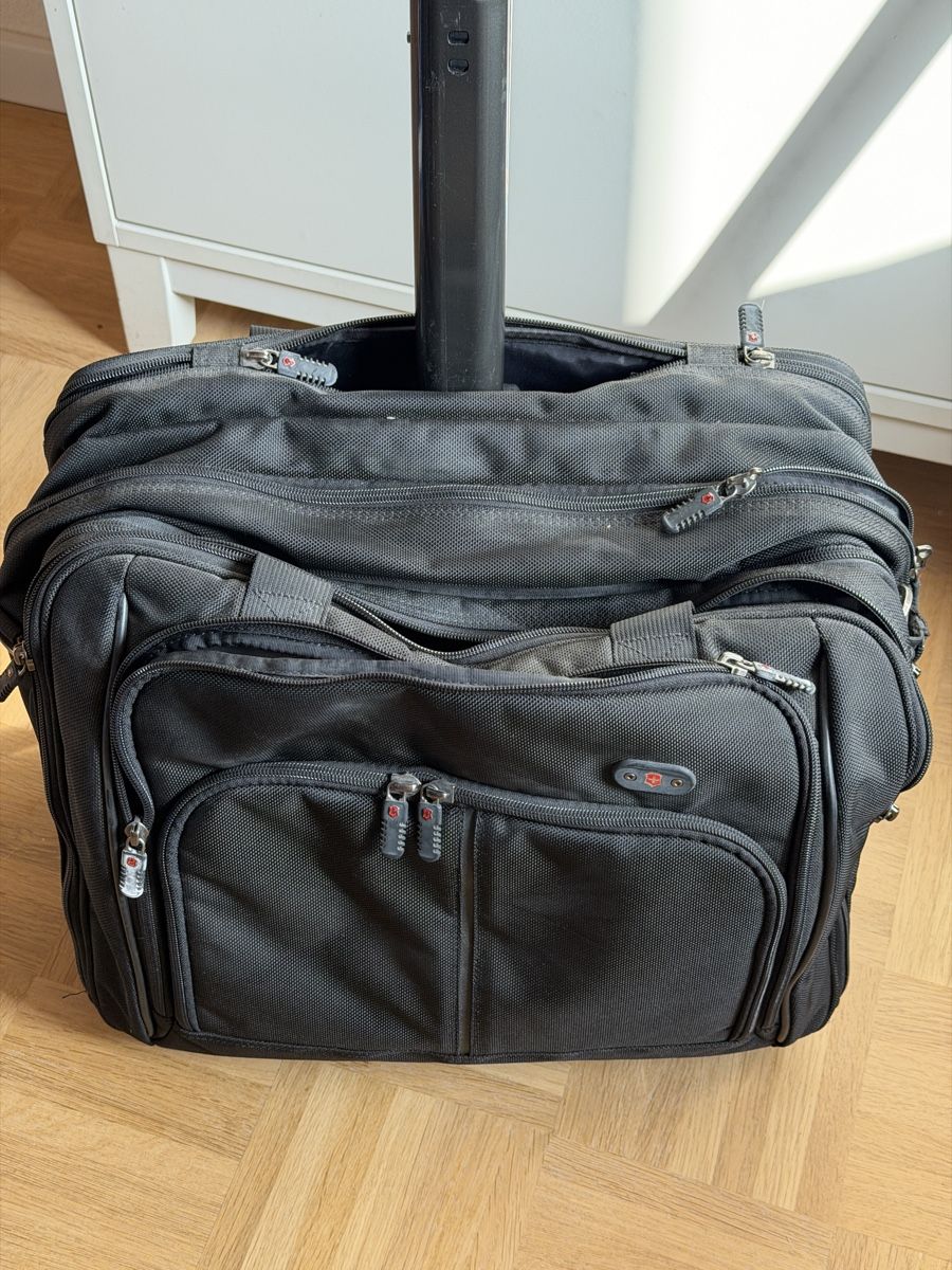 Altro in Aeronautica: Victorinox Rollkoffer – Usato da Basel venduto da Frenchie-Bulldog 3
