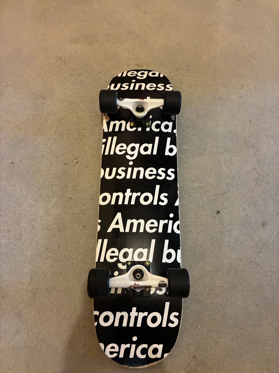 Supreme Skateboards: Supreme Skateboard – Usato da Eiken venduto da GisigerBIB