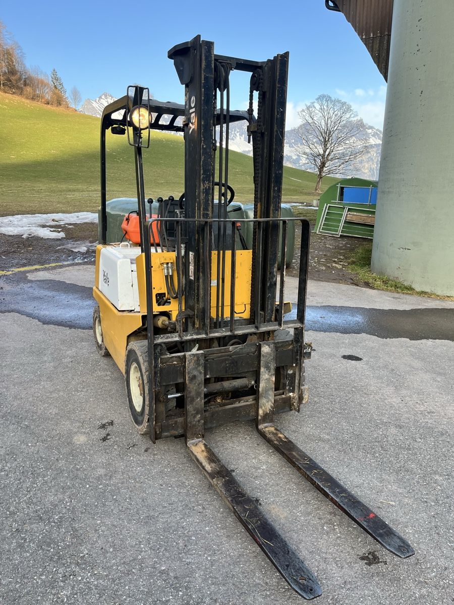 Gabelstapler & Hubwagen: Gabelstapler 1.5 T – Gebraucht aus Flumserberg Bergh von Gadip 3