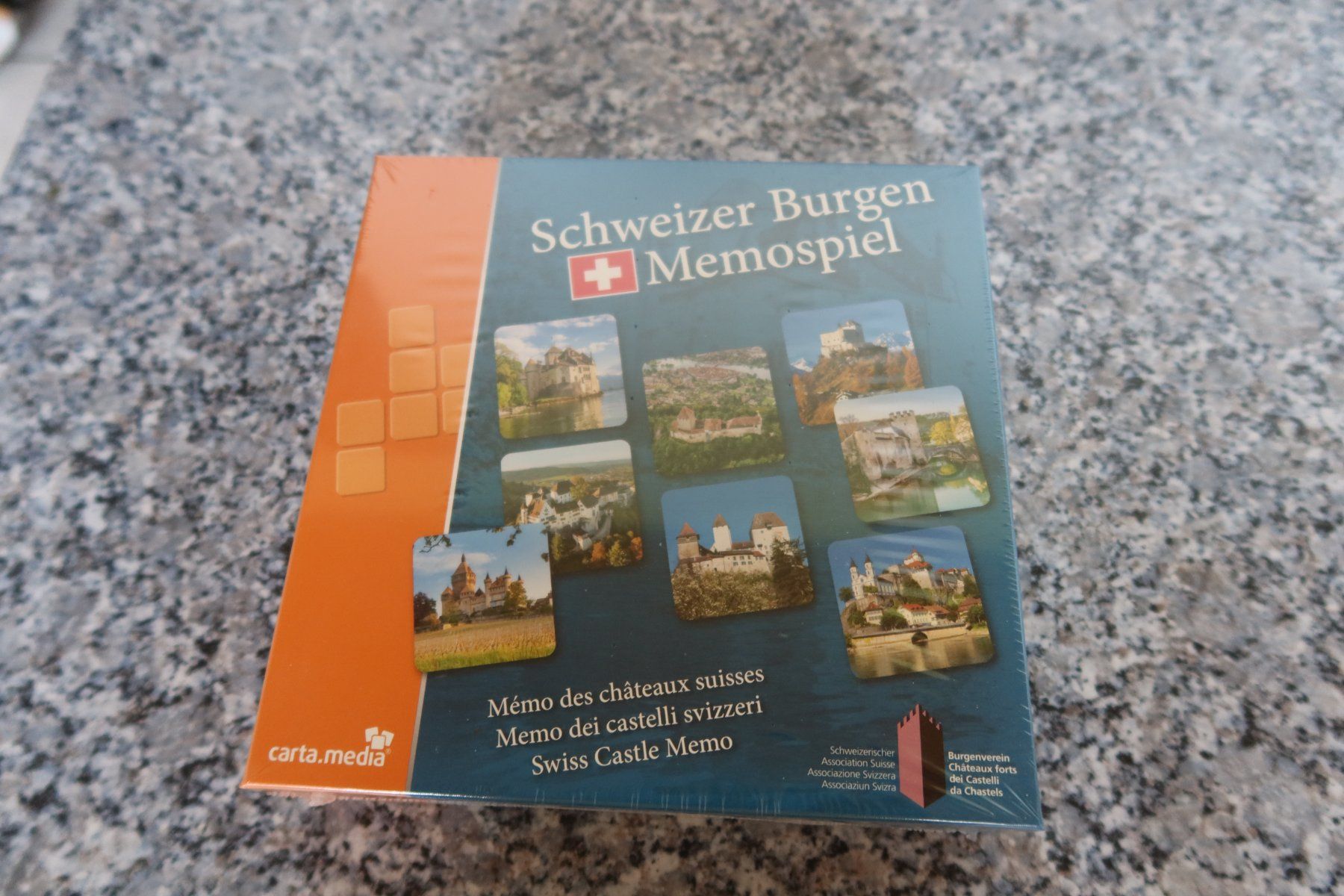 Jeux: Schweizer Burgen Memospiel – Neuf avec emballage d'origine à Täuffelen par Cindybussy