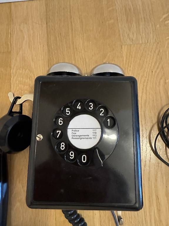 Telefone: Téléphone PTT mural Weinmann – Gebraucht aus Cologny von nilas20 1