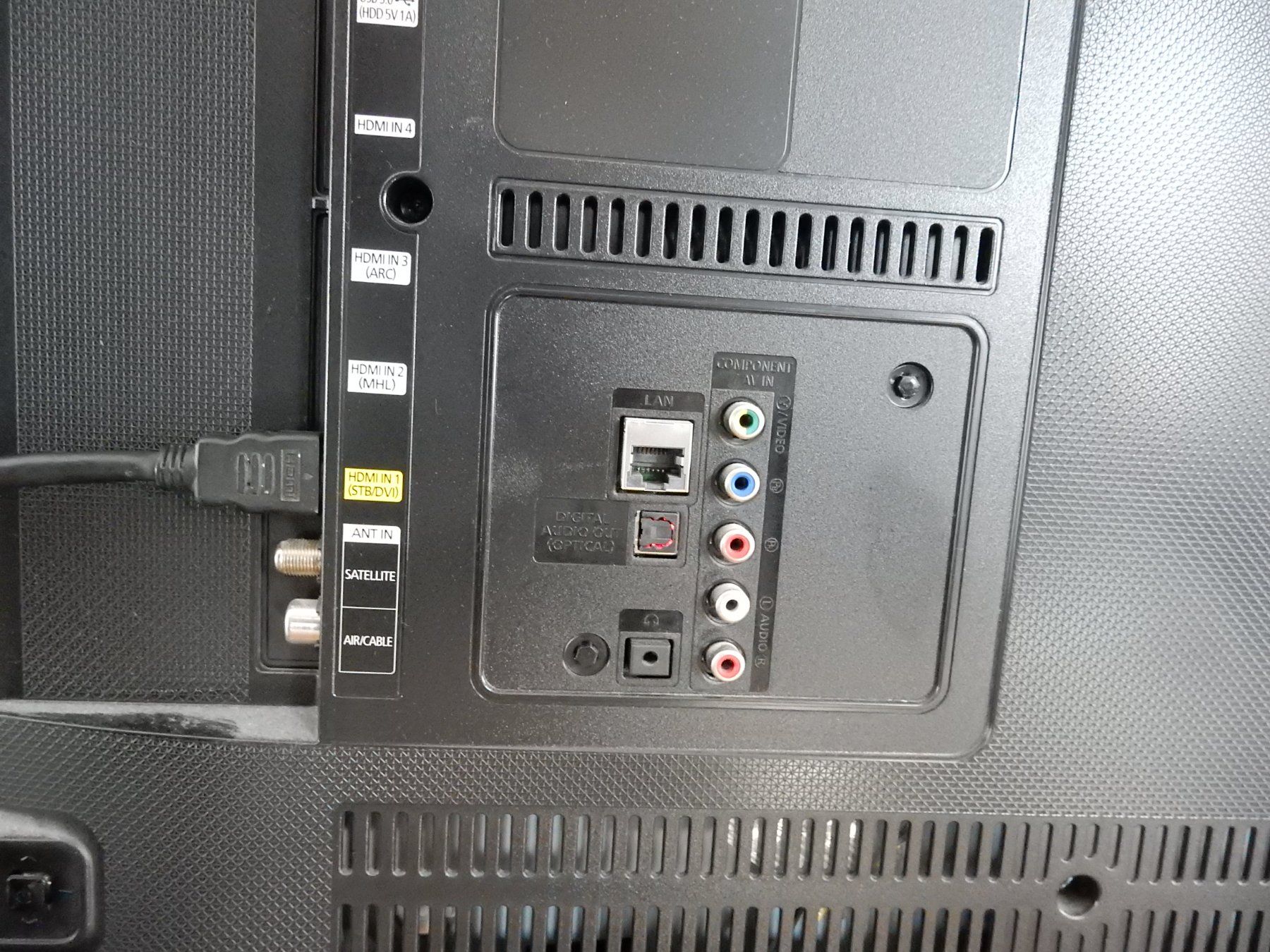 Samsung Televisori: Samsung TV UHD – Usato da Balsthal venduto da Subaru11 6