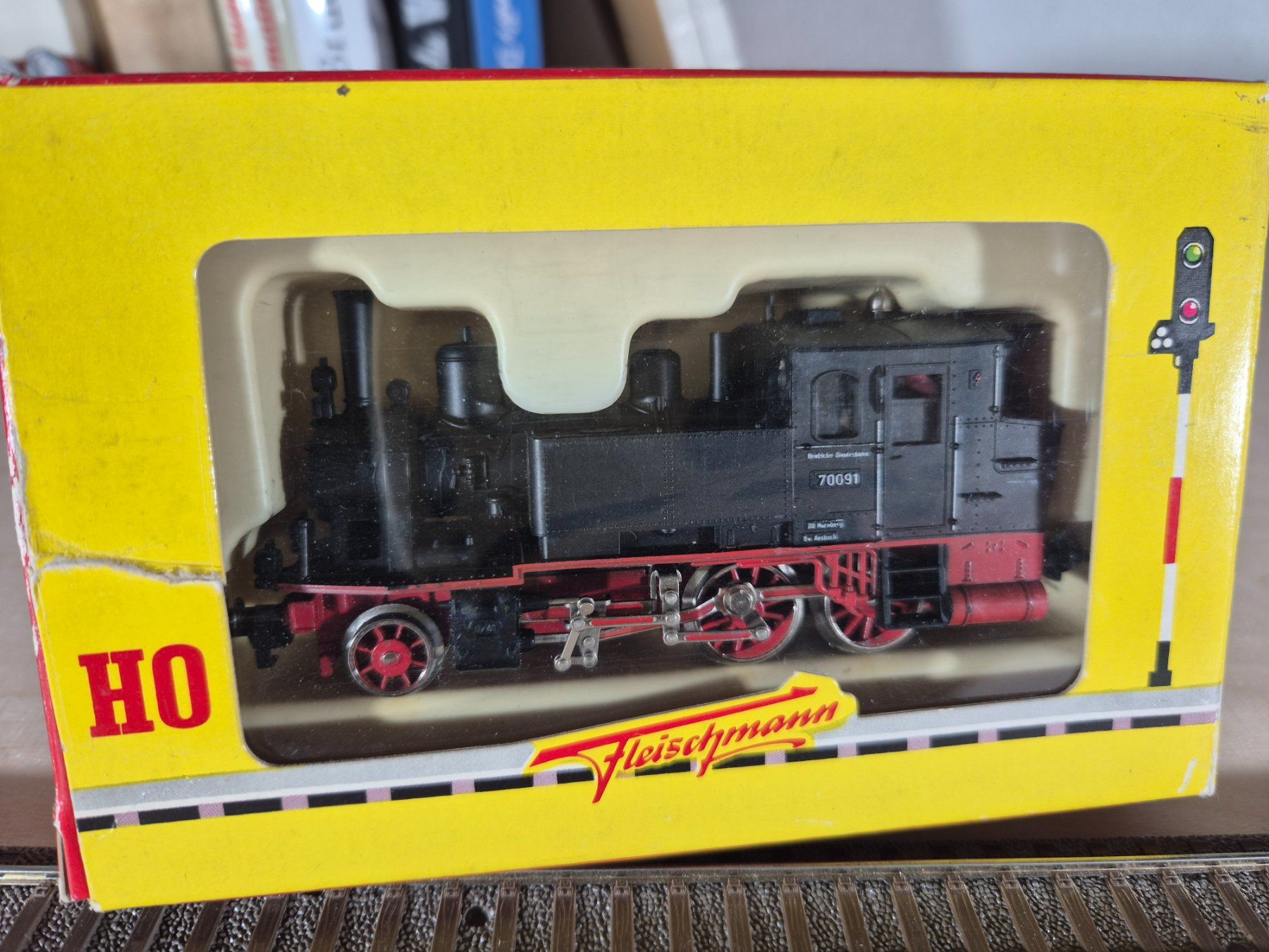 Fleischmann Modelleisenbahnen: FLEISCHMANN 1316 - DB Tanderlok 70091 - H0-DC – Gebraucht aus St-Léonard von thipif 6