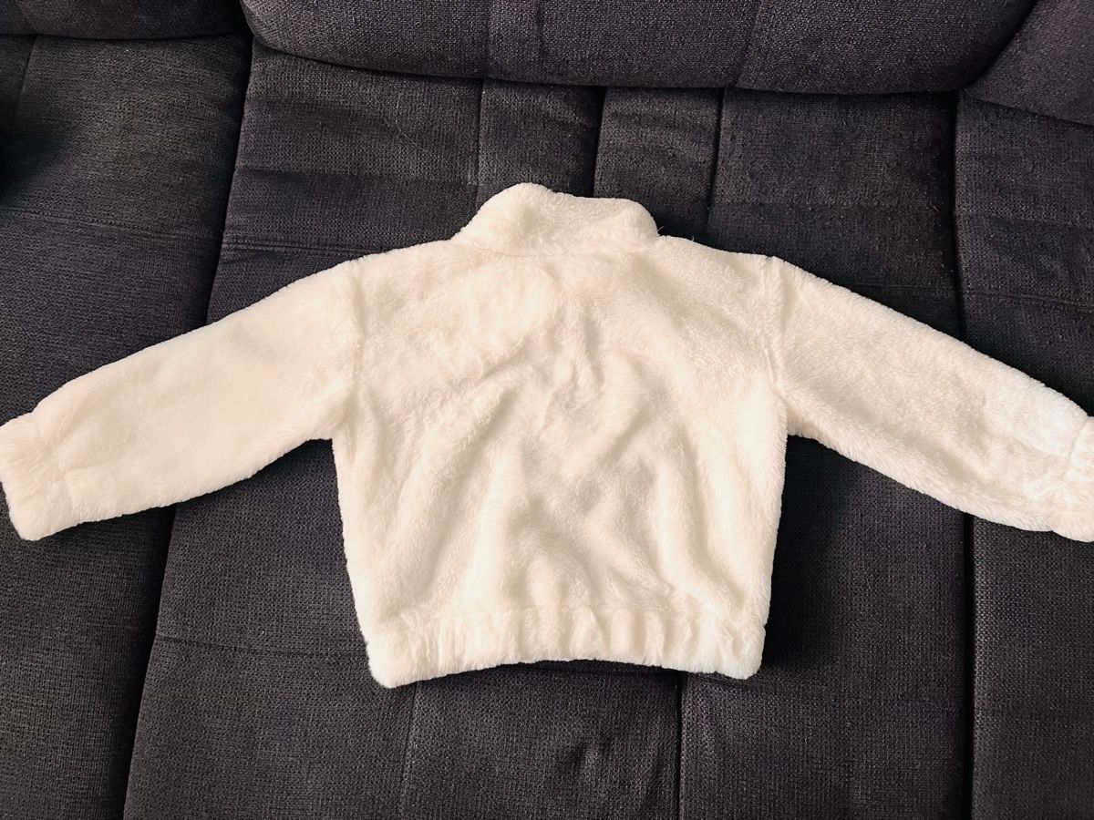 Maglioni & Felpe: Kuscheliger Frozen Pullover, Grösse 128, Neu! – Nuovo e nell'imballaggio originale da Dietikon venduto da Laiijka 1