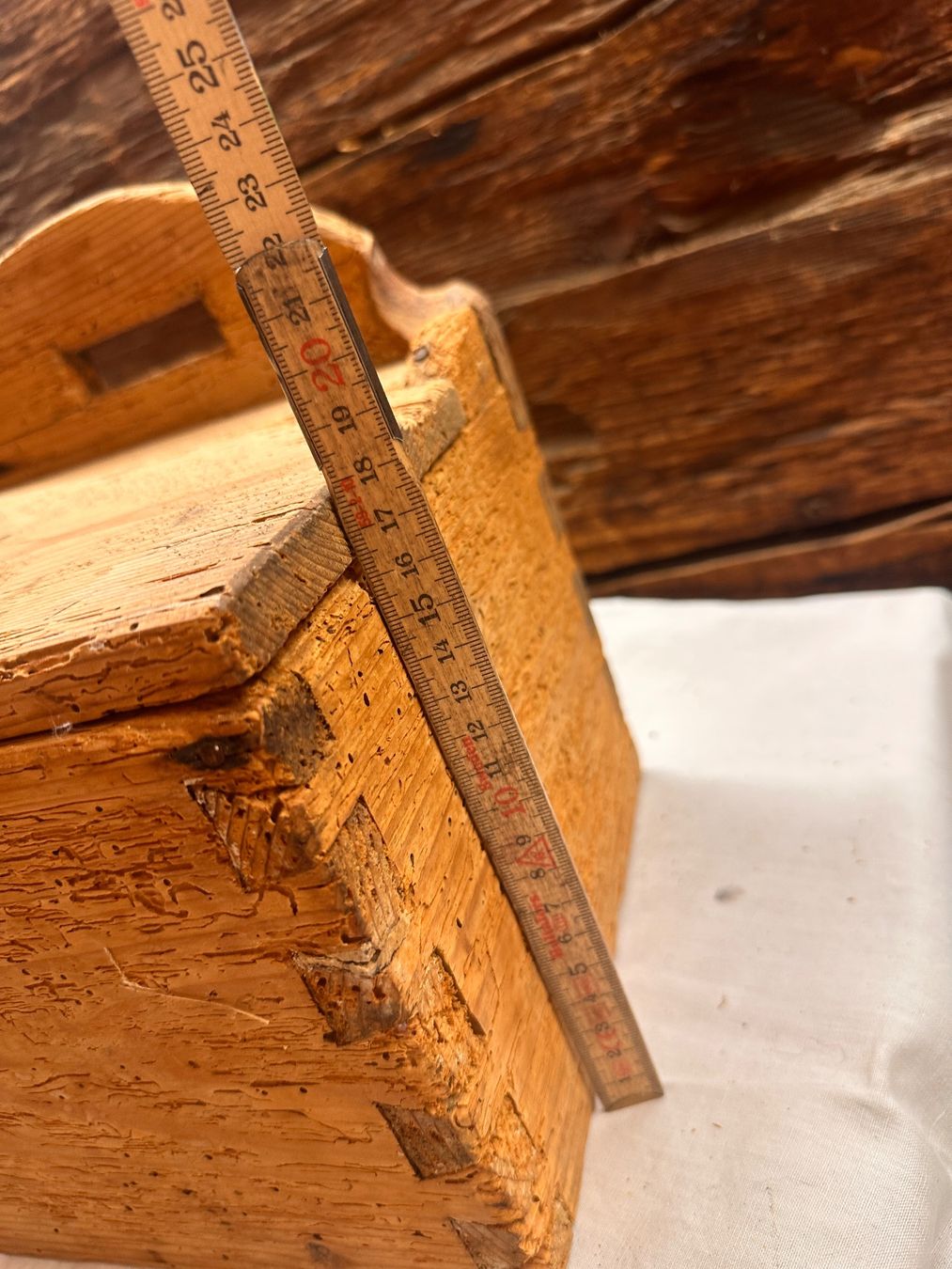 Transportkisten: Antike Holzbox mit Deckel – Gebraucht aus Einsiedeln von Vtec1987 5