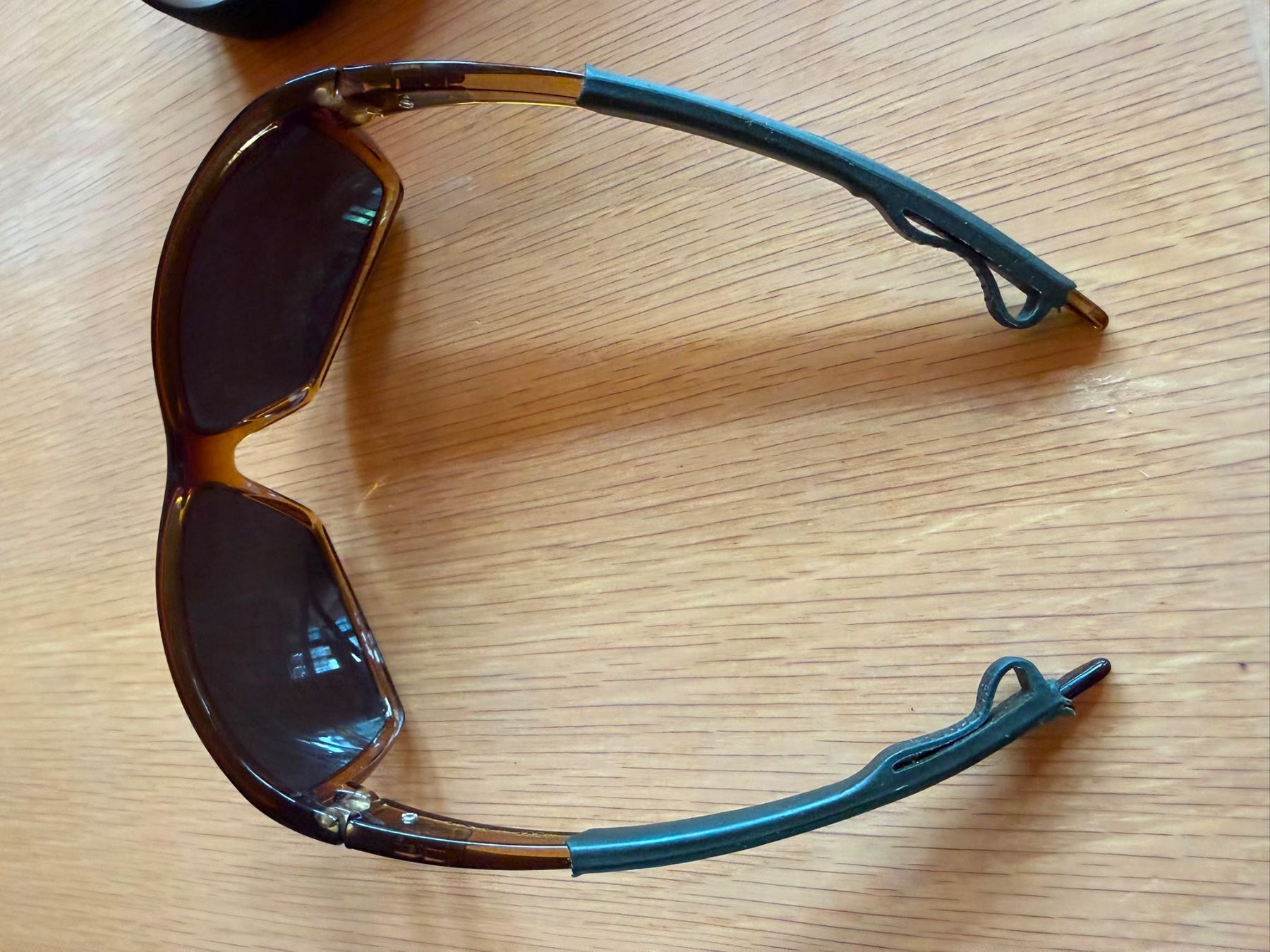 Occhiali & Lenti: Sonnenbrille gloryfy unzerbrechlich mit 2 Wechselgläsern – Usato da Grindelwald venduto da mattiji 1