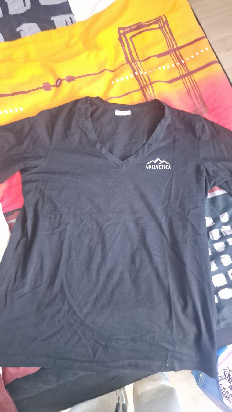 T-Shirts: Edelvetica Shirt XXL – Neu (gemäss Beschreibung) aus Willerzell von mieze90