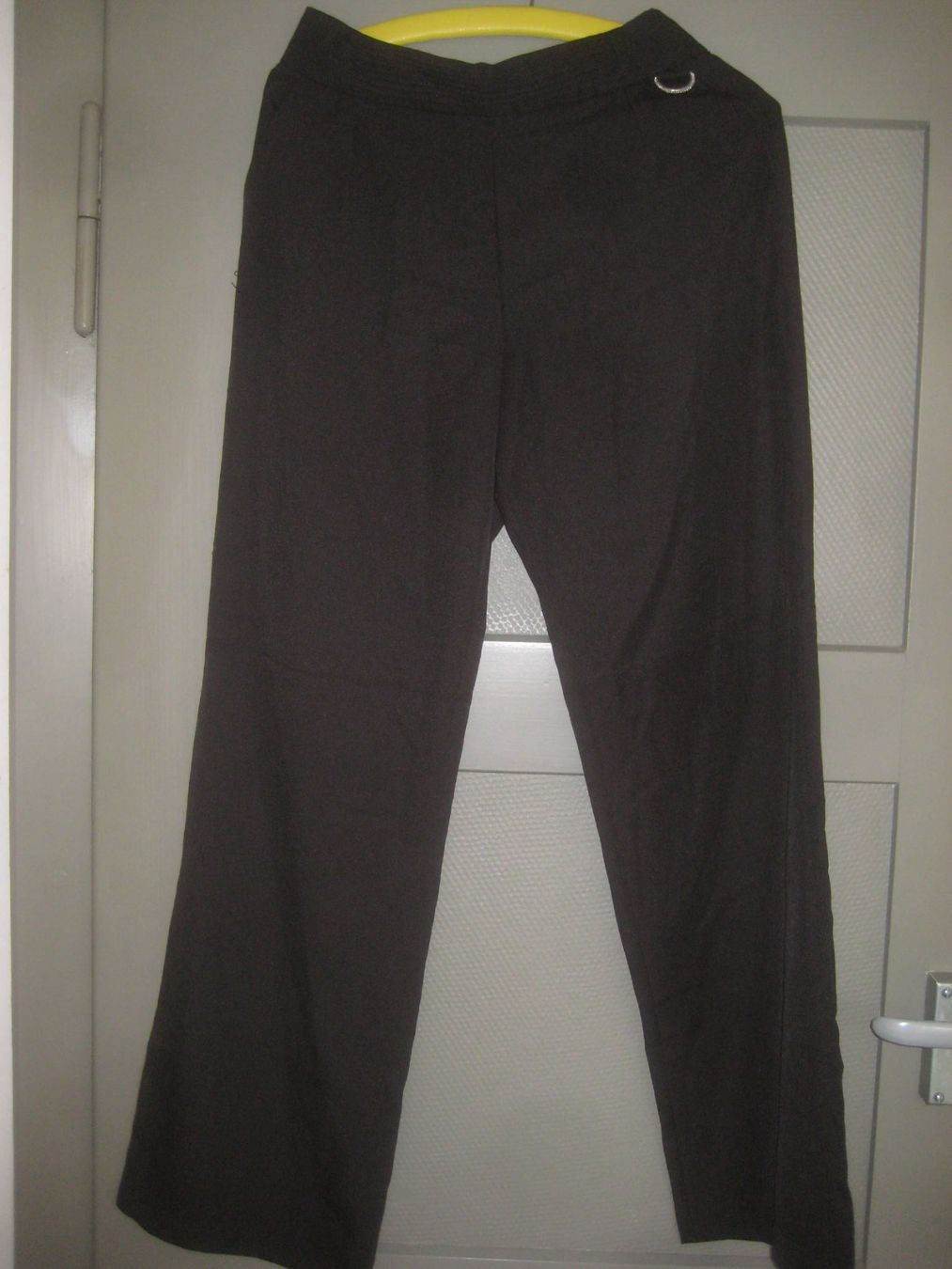 Hosen: DAMEN  HOSE – Gebraucht aus Uster von flocke1