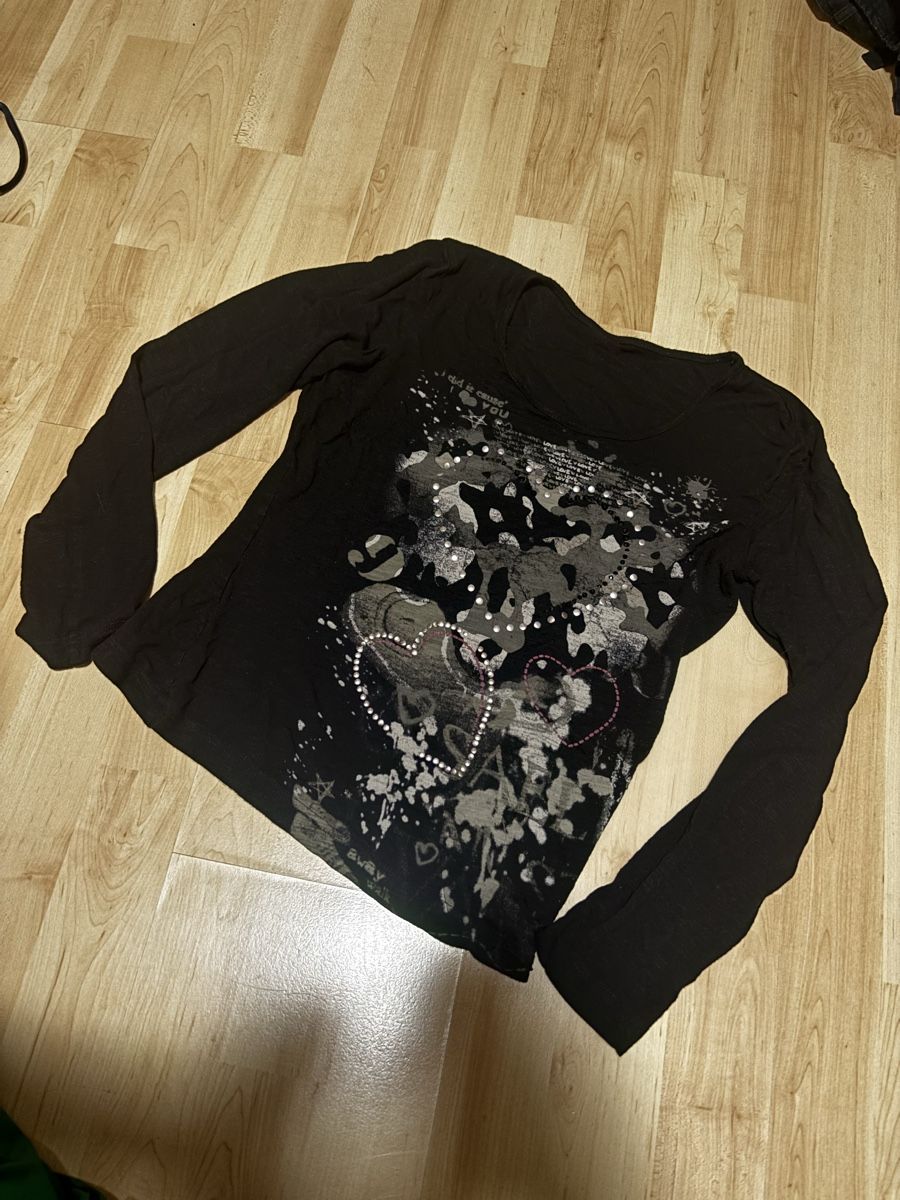 T-Shirts: Süsses Grunge Langarmshirt Gr. S – Gebraucht aus zürich von mapaXXefaboo