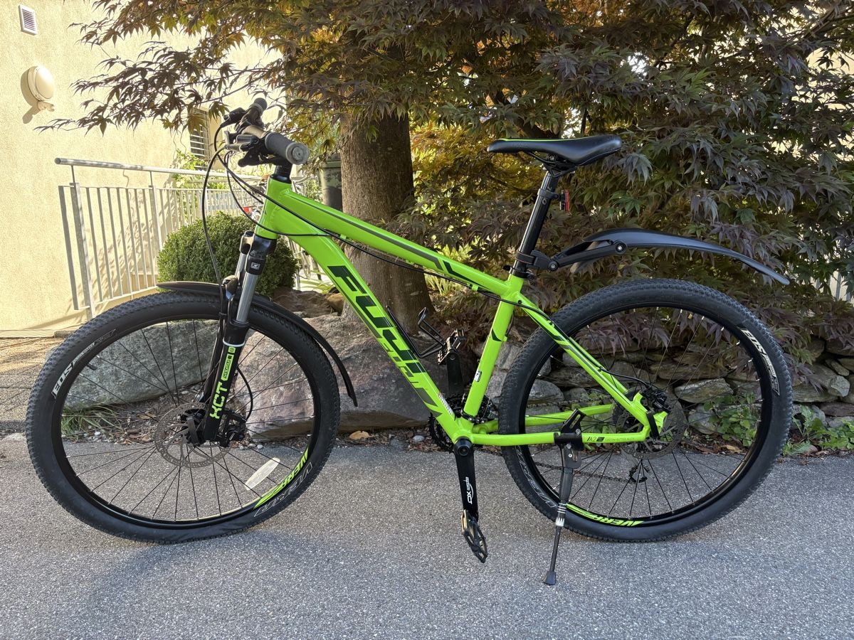 Fuji Vélos: MTB Fuji Nevada 27.5 1.6 – D'occasion à Erlenbach ZH par Benjamin_1