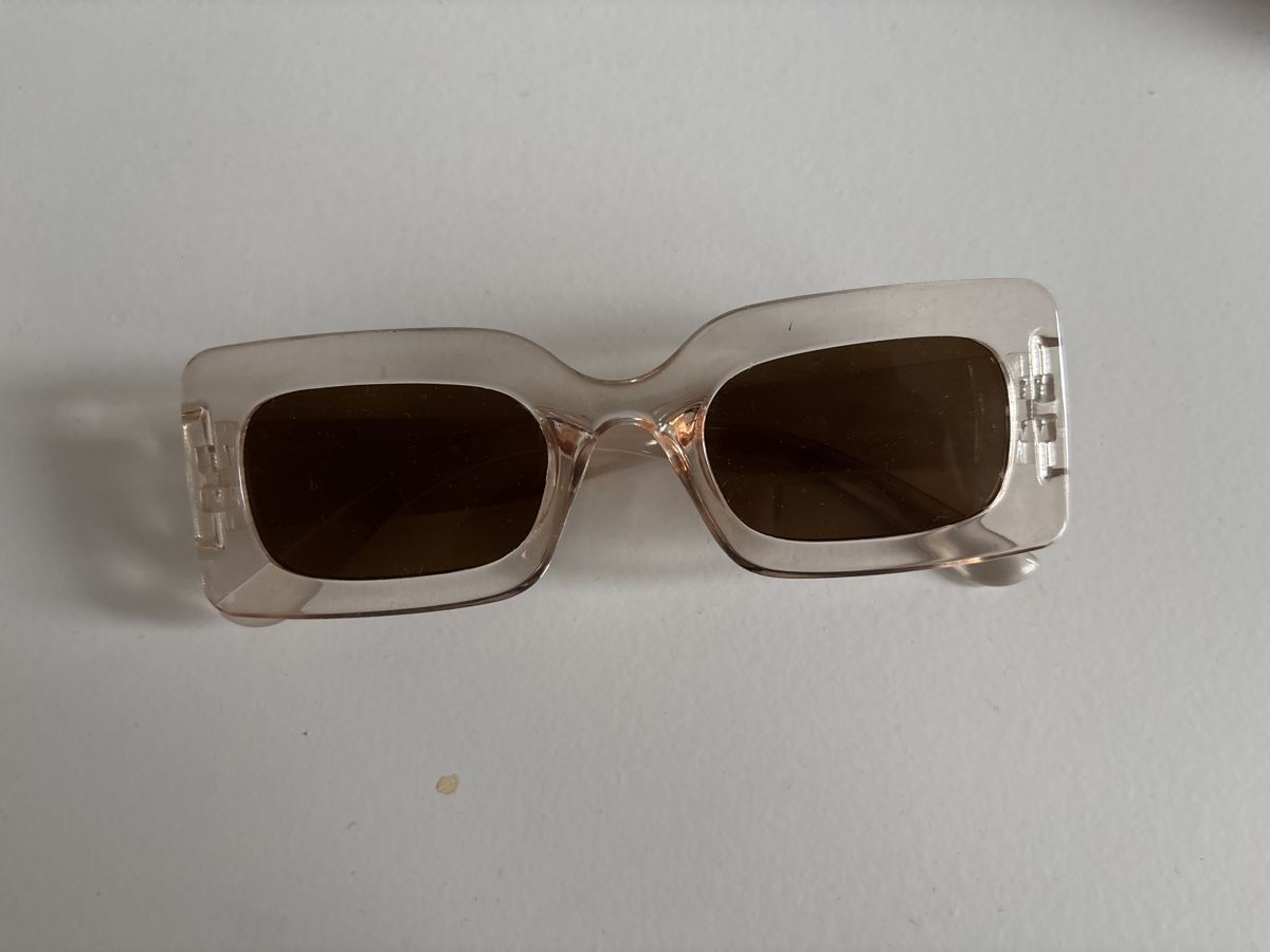 Occhiali & Lenti: Sonnenbrille hell – Nuovo (secondo la descrizione) da Fislisbach venduto da secondhandF