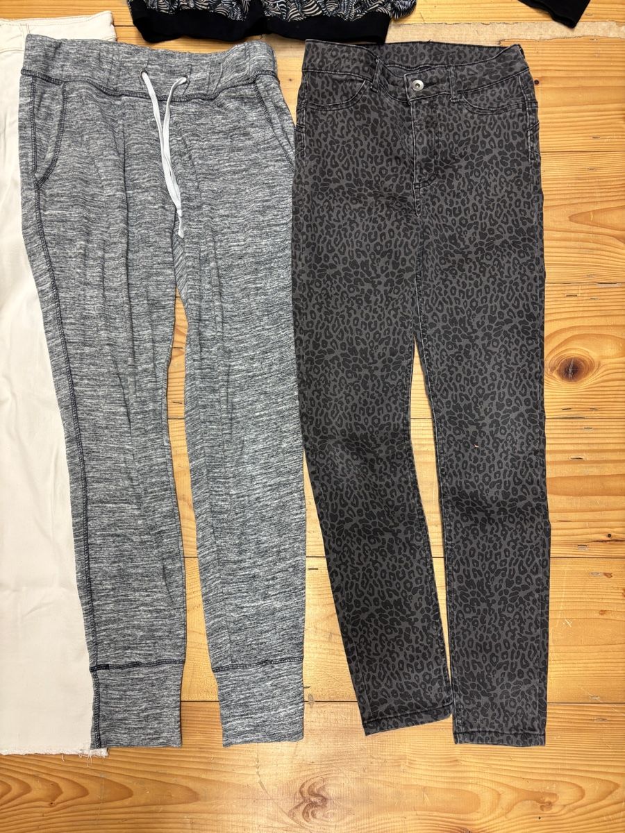 Lotti & Set di vestiti: Kleiderpaket Mädels, Grösse XS-S – Usato da Büren an der Aare venduto da Nikito2001 8