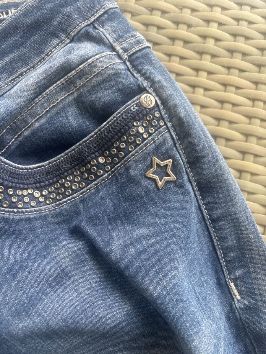 Jeans: Jeans Glücksstern Grösse 29 – Nuovo (secondo la descrizione) da Kreuzlingen venduto da boston010 2