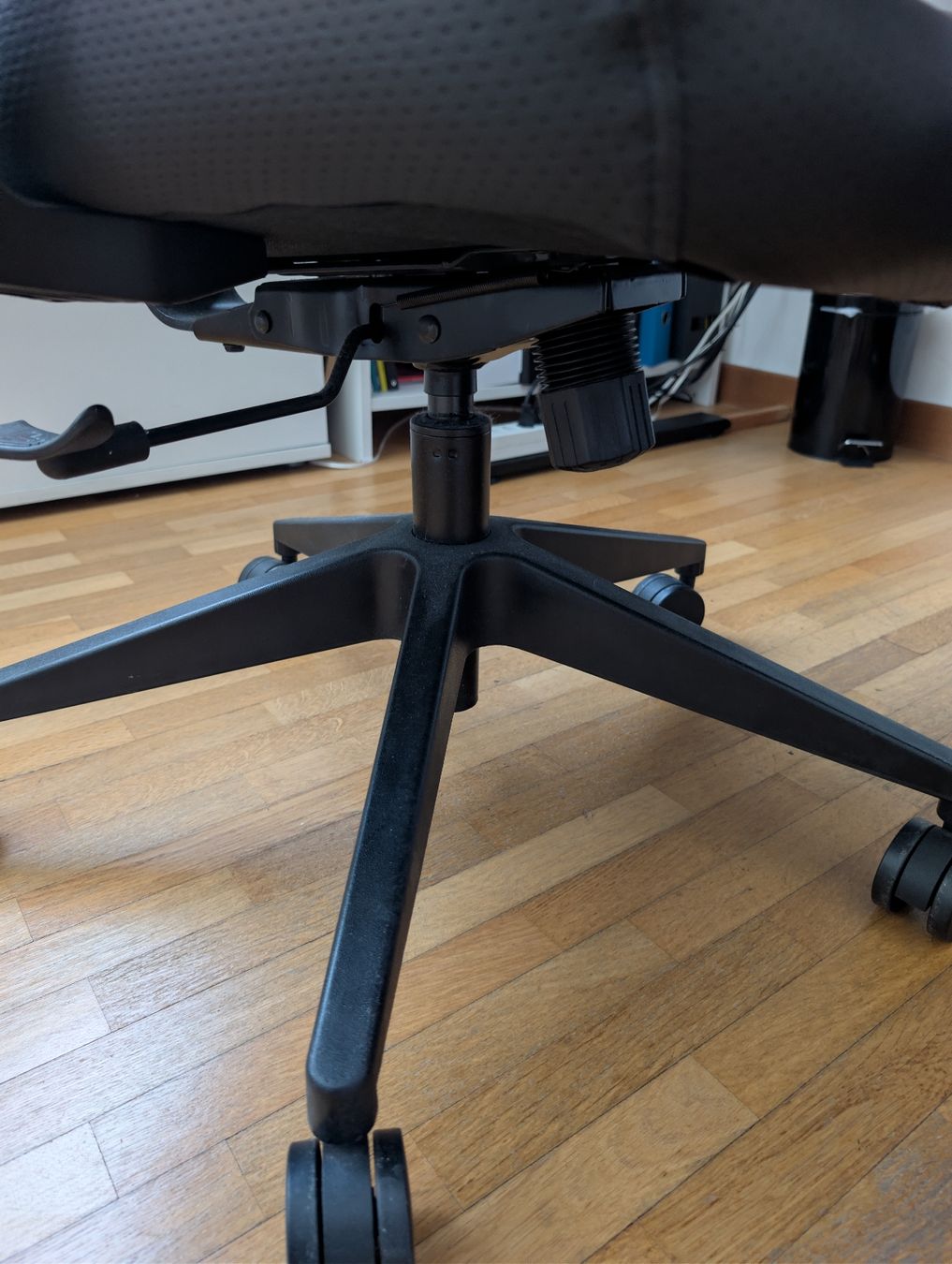 Sedie: Sedia Gaming ThunderX3 - In ottimo stato! – Usato da Lugano venduto da axaman943 5