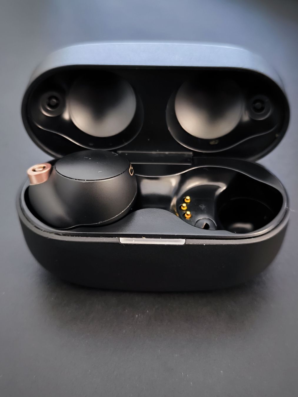 Sony Cuffie: Sony WF-1000XM4 1x Ohrhörer fehlt – Usato da Regensdorf venduto da redzo1963
