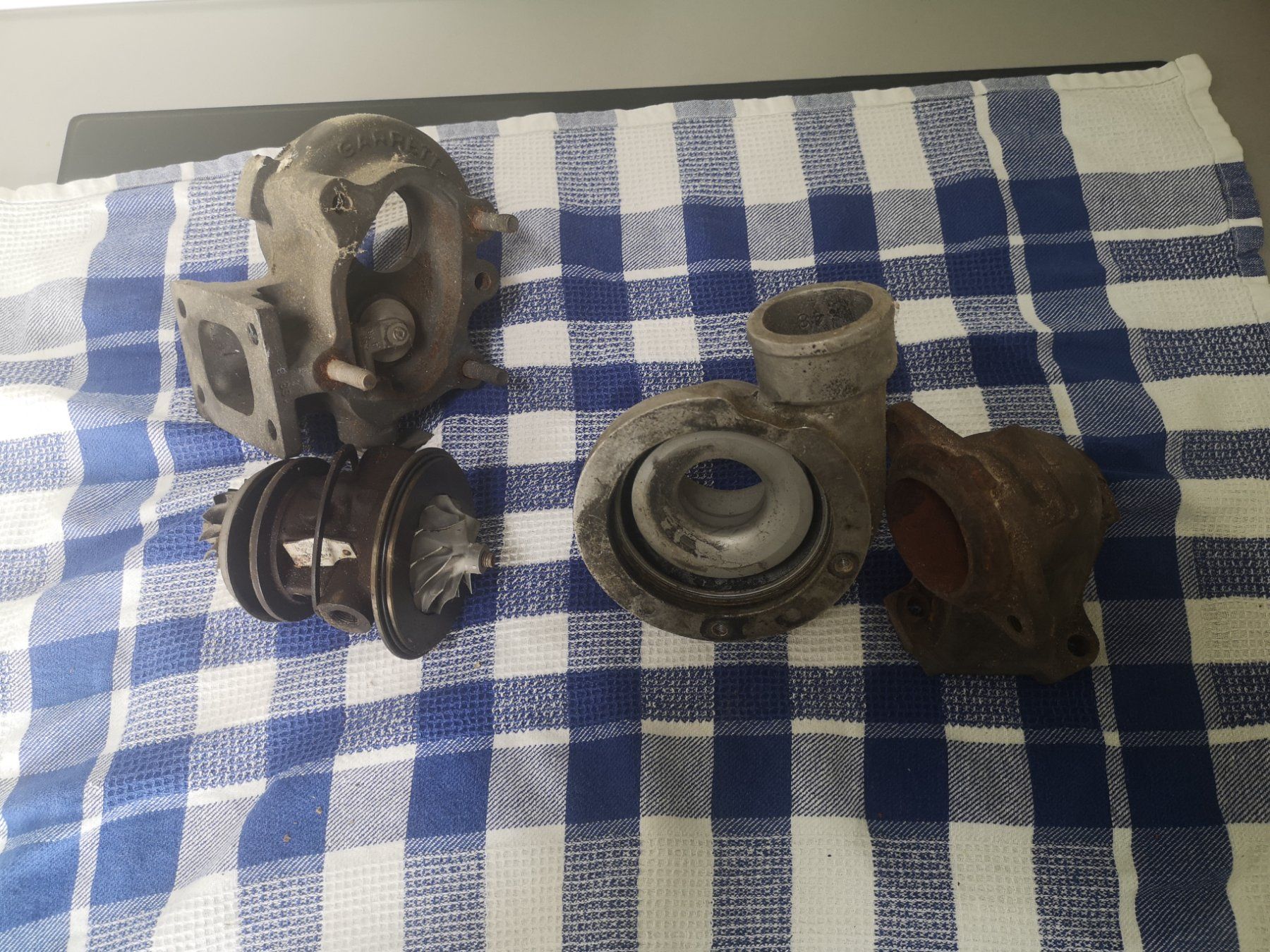 Renault Tutti pezzi di ricambio auto: Renault R5 GT - Turbolader – Difettoso da Winkel venduto da Kade50 8