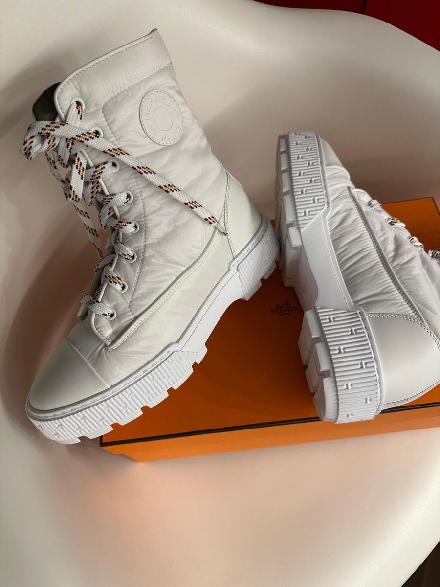 Hermès Scarpe da donna: Hermès Winterstiefel, Grösse 38 – Nuovo (secondo la descrizione) da Binningen venduto da Yuliya15 6