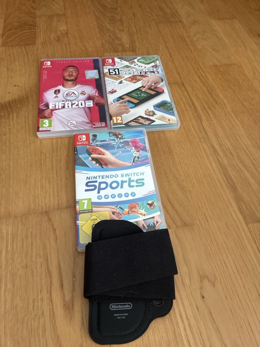 Nintendo Console: Nintendo Switch mit Zubehör – Usato da Zürich venduto da banane70 3