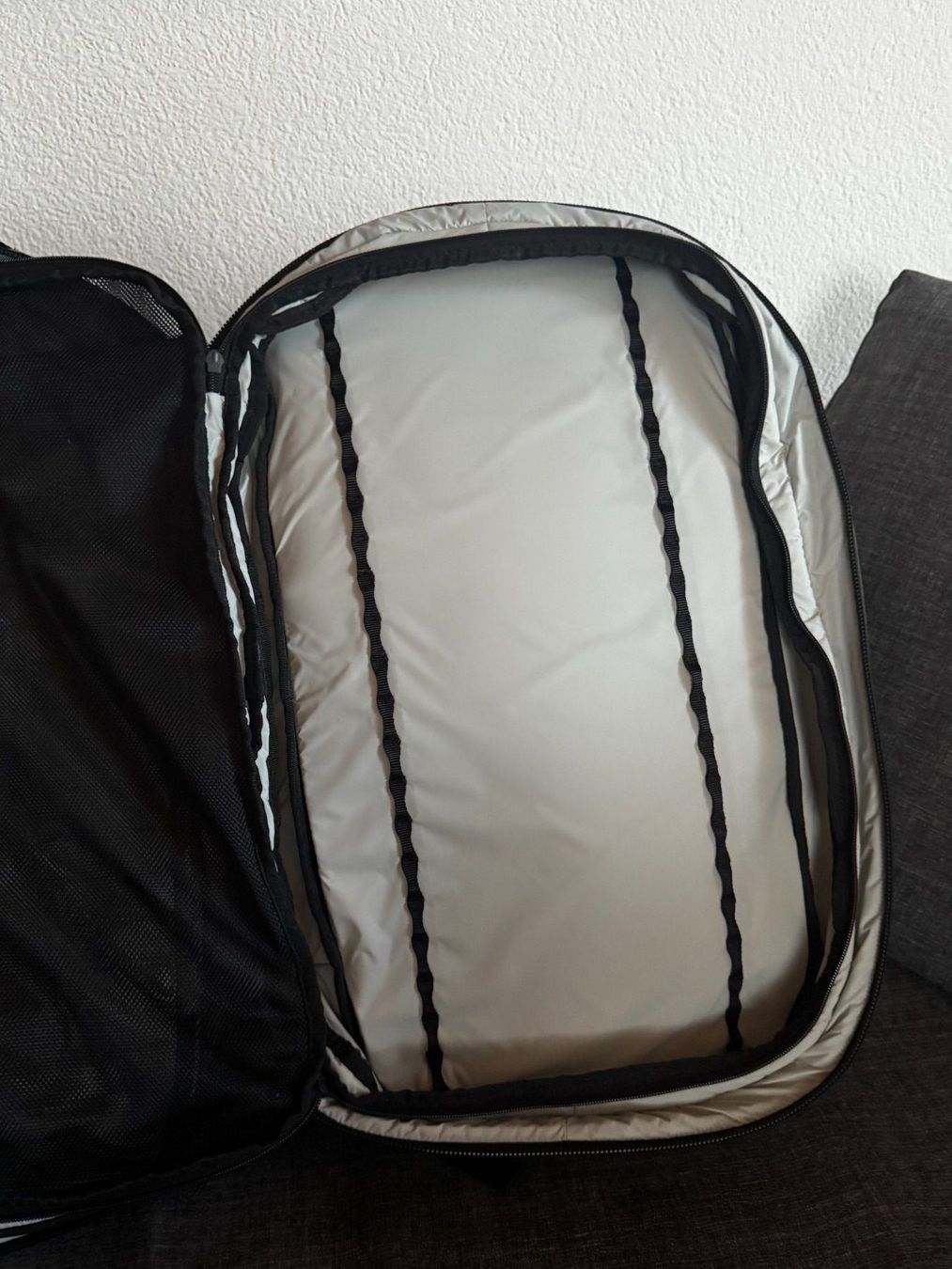 Zaini: Pakt Travel Backpack 45L – Usato da Bern venduto da dimchy 6