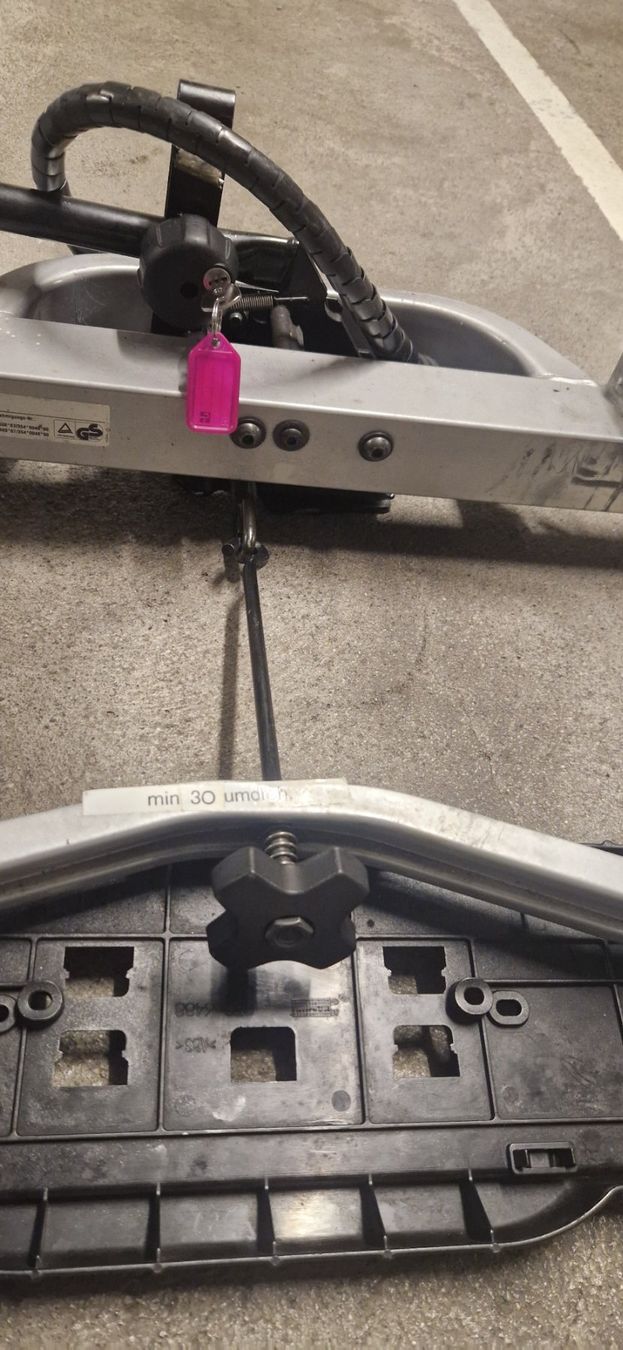 Thule Portapacchi: Thule Fahrradträger – Usato da Stans venduto da Stockema 3