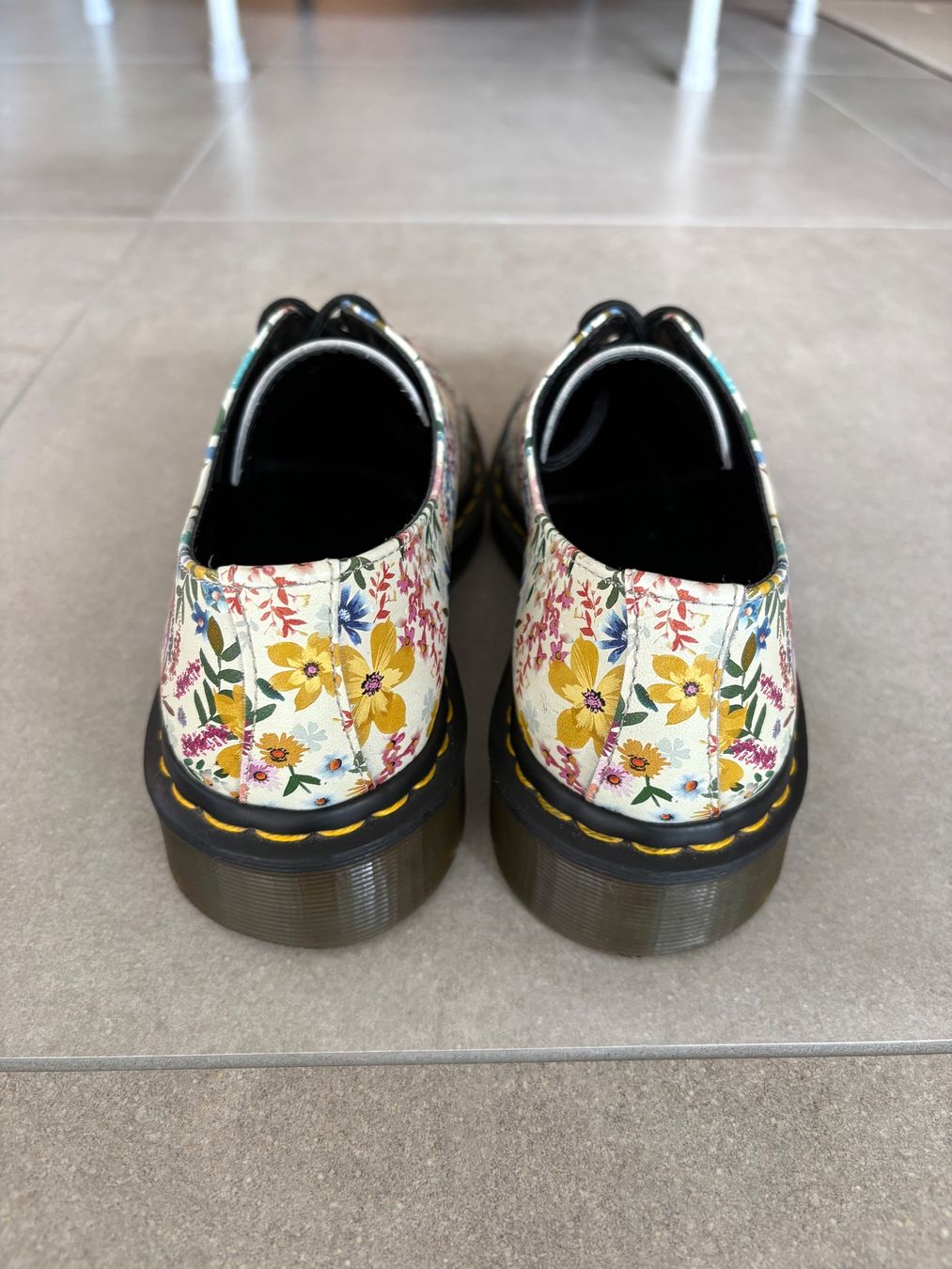 Dr. Martens Scarpe da donna: Dr. Martens Schuhe mit Blumenmuster Gr. 38 – Usato da Basel venduto da El_Haraldo 2